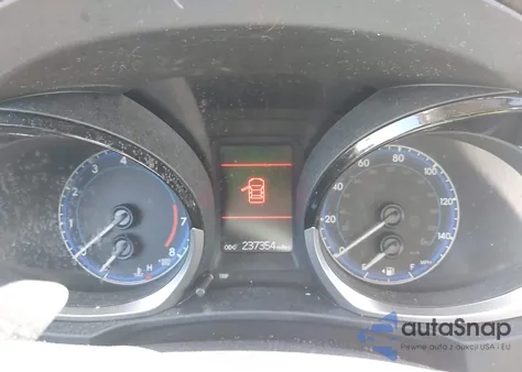 2015 Toyota Corolla S Premium z USA, uszkodzony, nr VIN 5YFBURHE9FP236713